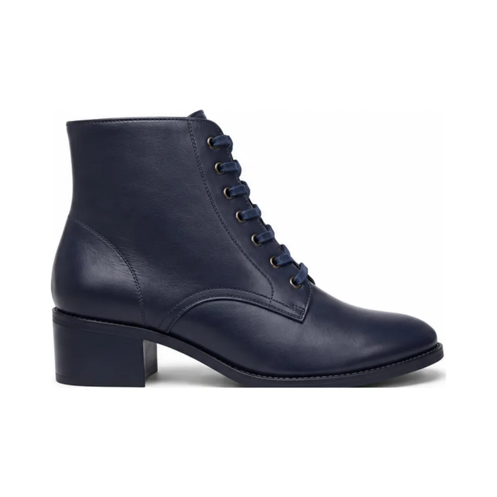 Lace-Up Leather Ankle Boot for Private Label Brands - Image 5