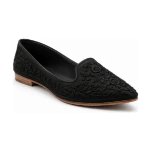 Private label hand embroidered pointed toe khussa for brands, retailers, wholesalers, importers, and sourcing teams